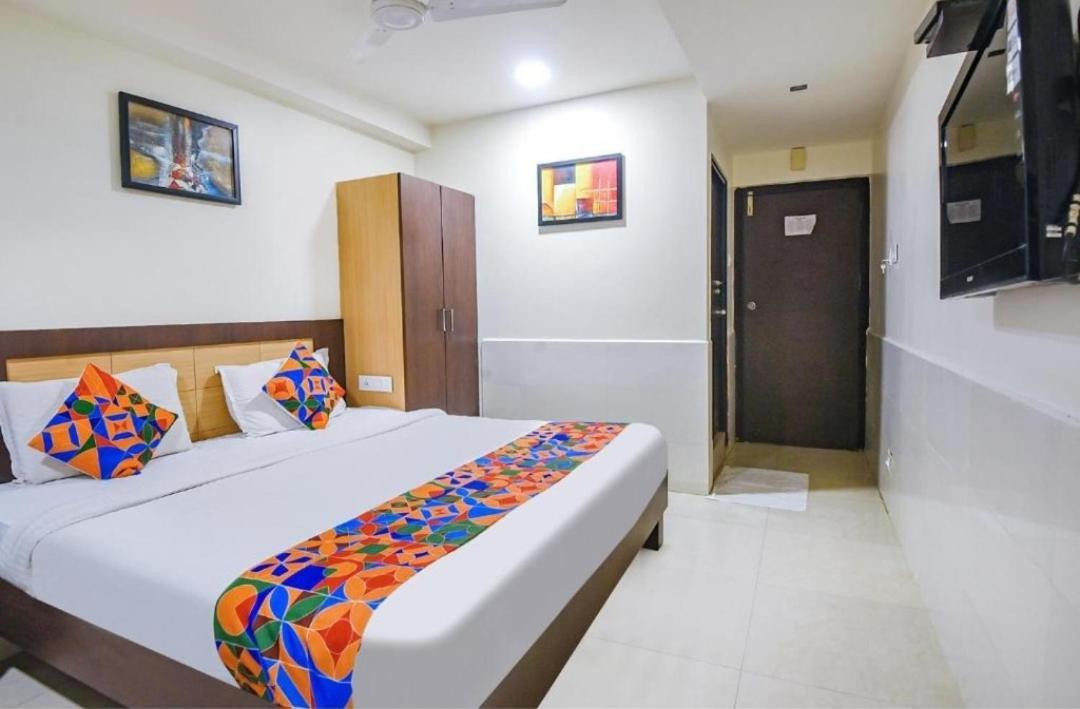 Hotel Leela Grand Inn Vijayawada Exterior photo