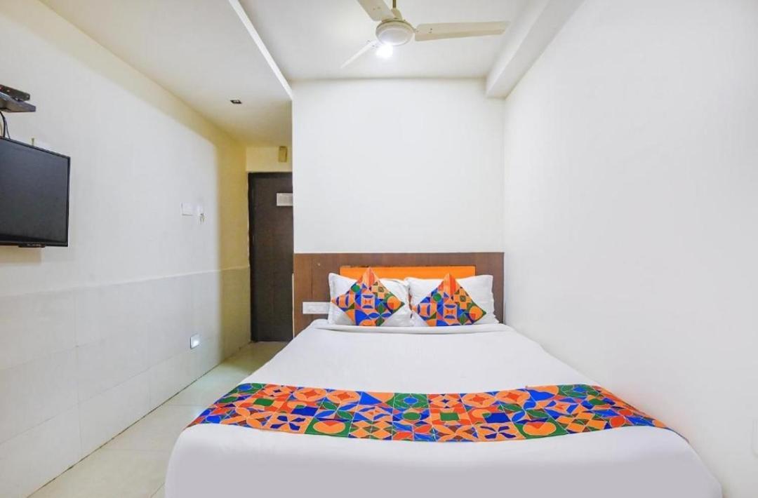 Hotel Leela Grand Inn Vijayawada Exterior photo